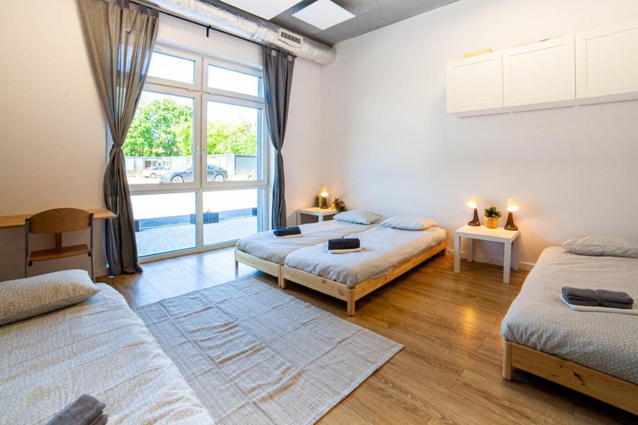 Hostel Montessori Gdansk Bagian luar foto